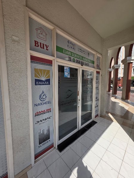 Property Hub Real Estate cover